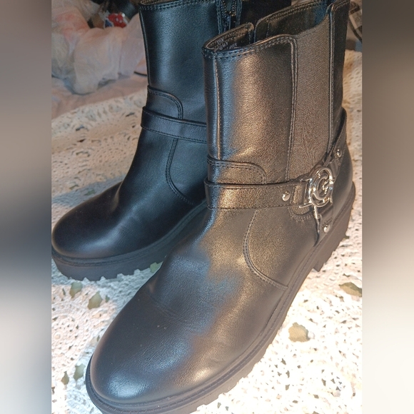 Woman Black Leather Boots - Picture 12 of 12